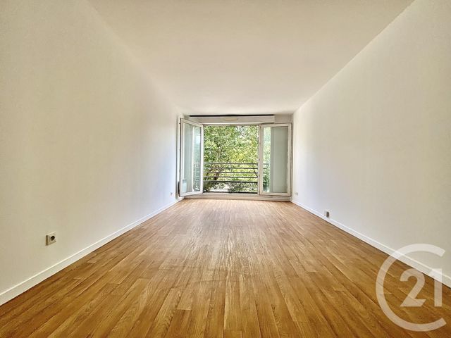 Appartement F3 à vendre - 3 pièces - 59,20 m2 - St Denis - 93 - ILE-DE-FRANCE