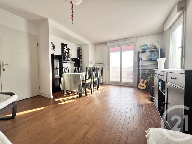 Appartement F4 à vendre - 4 pièces - 78,62 m2 - La Plaine St Denis - 93 - ILE-DE-FRANCE