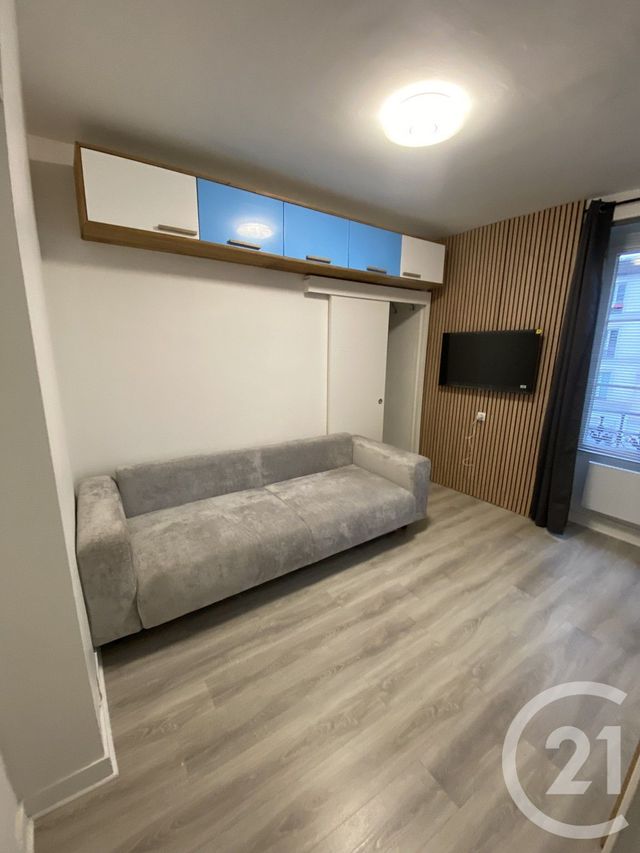 Appartement Studio à louer PARIS