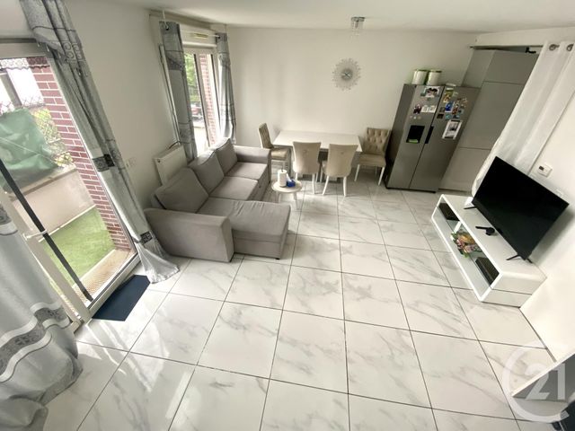 Appartement Duplex à vendre - 3 pièces - 67 m2 - Stains - 93 - ILE-DE-FRANCE