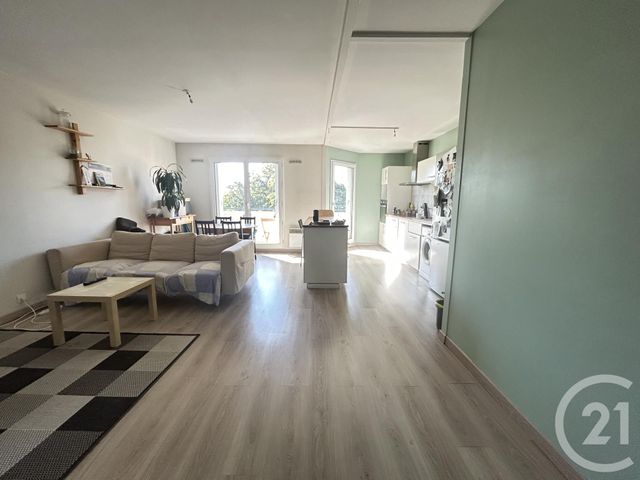 Appartement F4 à vendre - 4 pièces - 81,12 m2 - Pierrefitte Sur Seine - 93 - ILE-DE-FRANCE